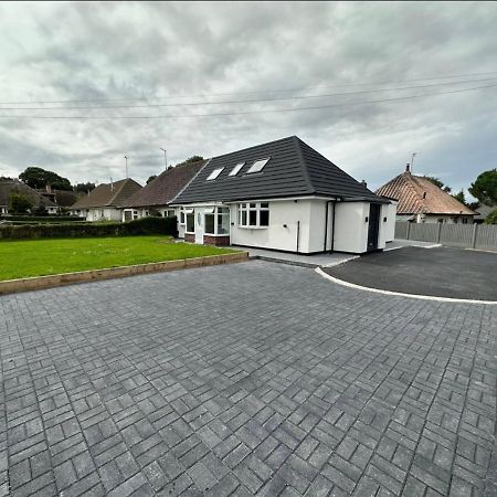 Entire Home In Nottingham For Family, Friends And Contractors Exterior photo